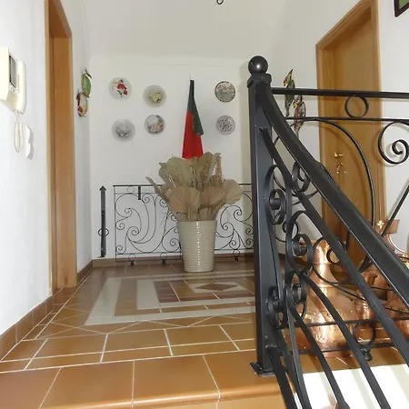 Em Moradia Com Jardim Apartment Cascais